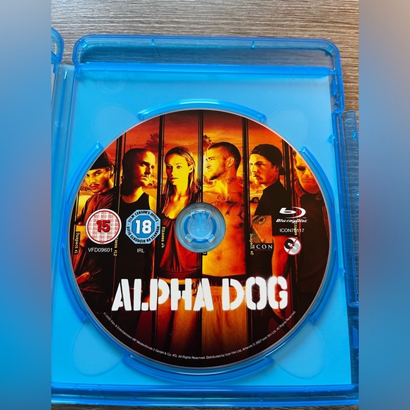 📀 3/$15 or 4/$20 📀 Alpha Dog Bluray - Picture 3 of 3